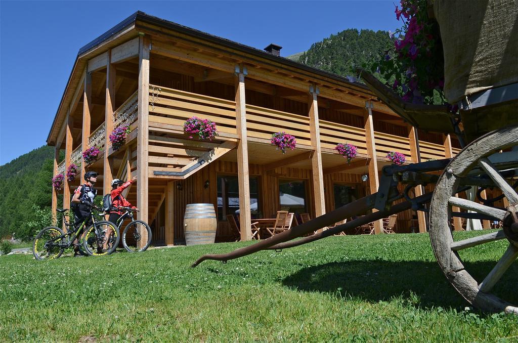 La Tresenda Hotel And Mountain Farm Livigno Dış mekan fotoğraf