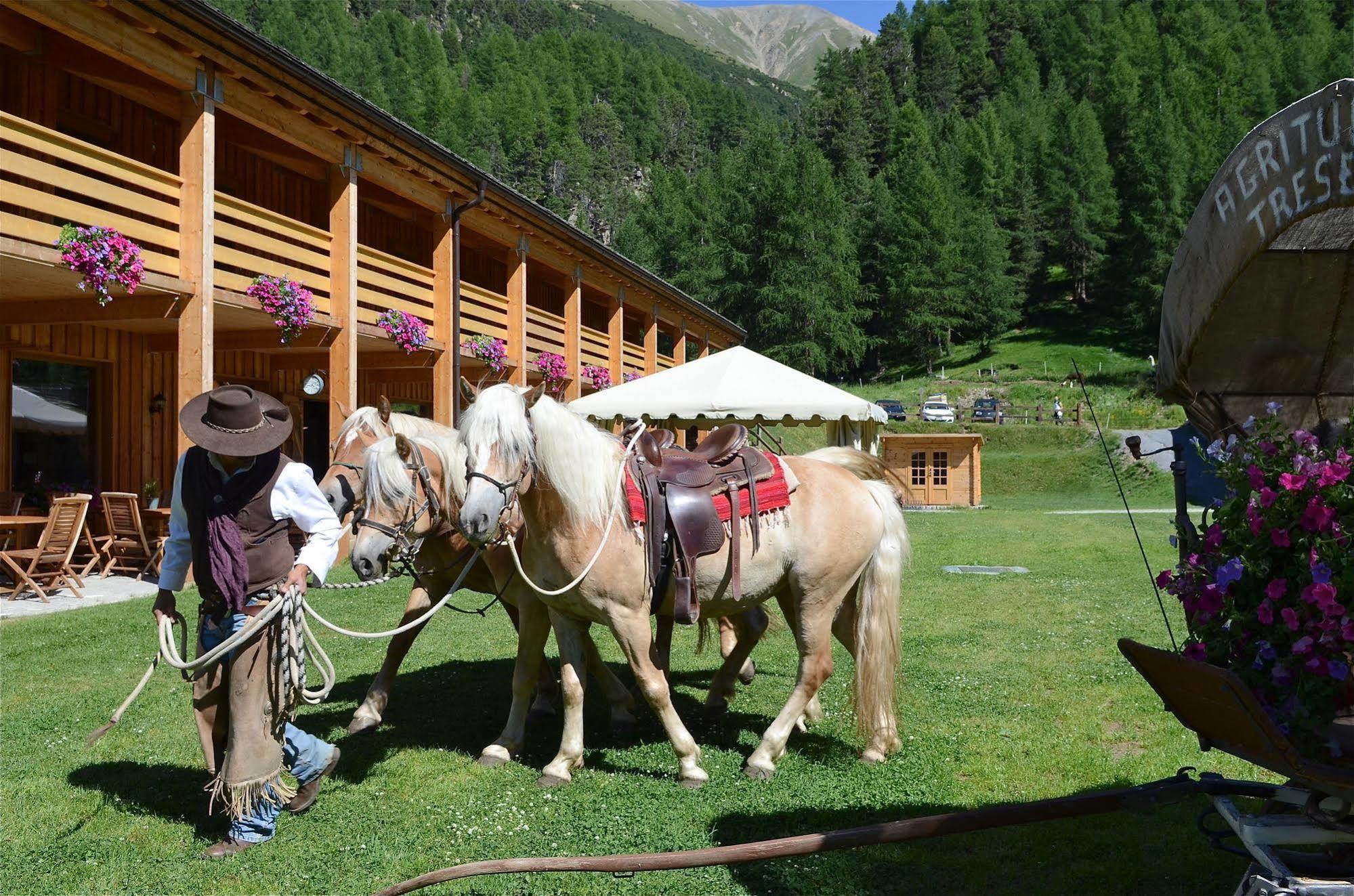 La Tresenda Hotel And Mountain Farm Livigno Dış mekan fotoğraf